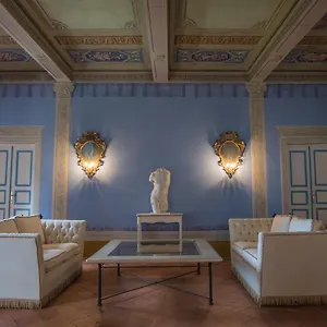 **** Hotel Relais Corte Rodeschi Italie